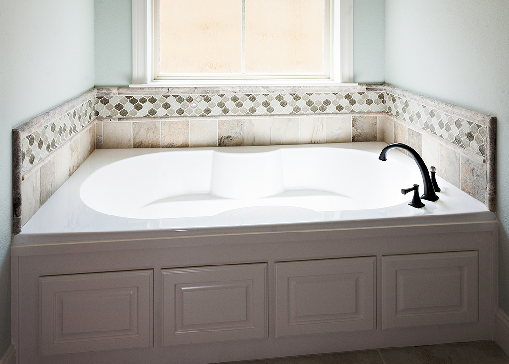 Fournier Custom Built Home Bath Tub